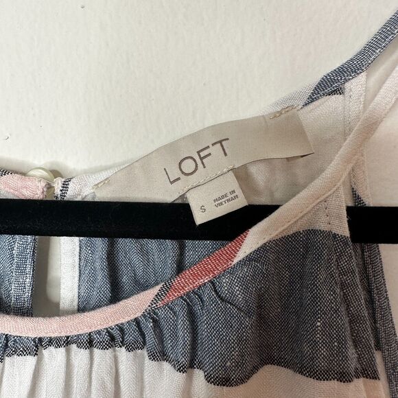 Loft Gray White Pink Stripe Linen Blend Halter Neck Sleeveless Blouse Keyhole SM - Picture 3 of 10